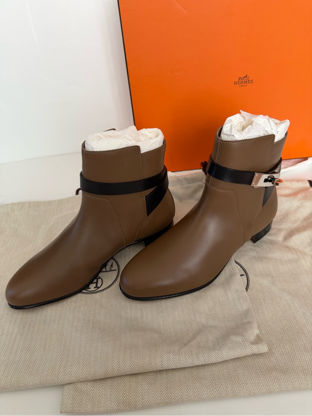 Hermes ankle boots size 7